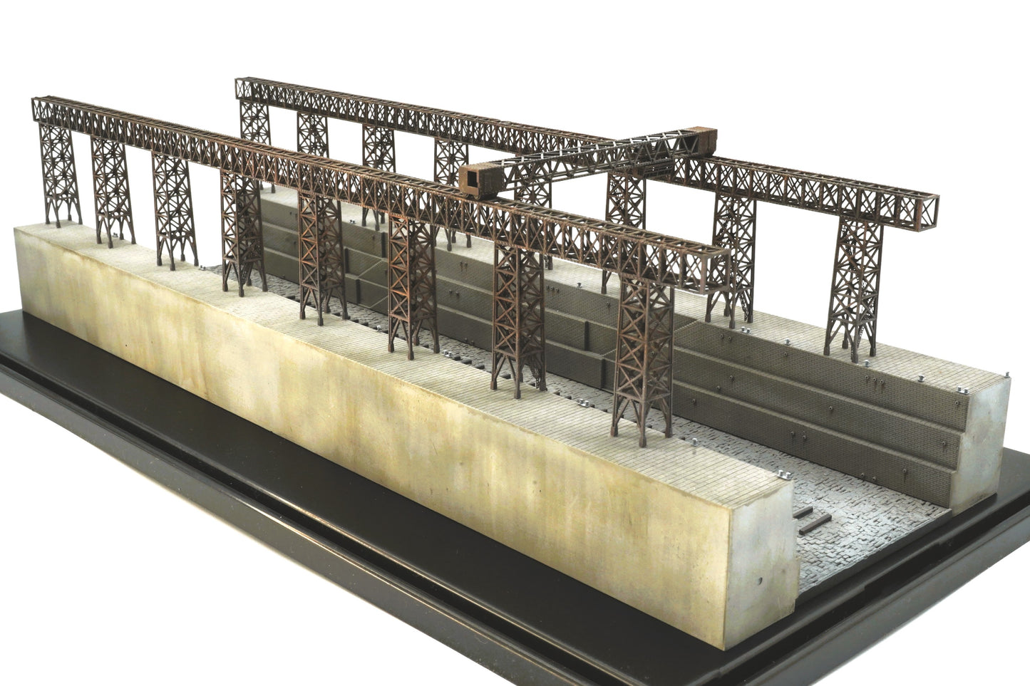 1:700 Dry dock, ship yard, crane, gantry crane, 3d printed model