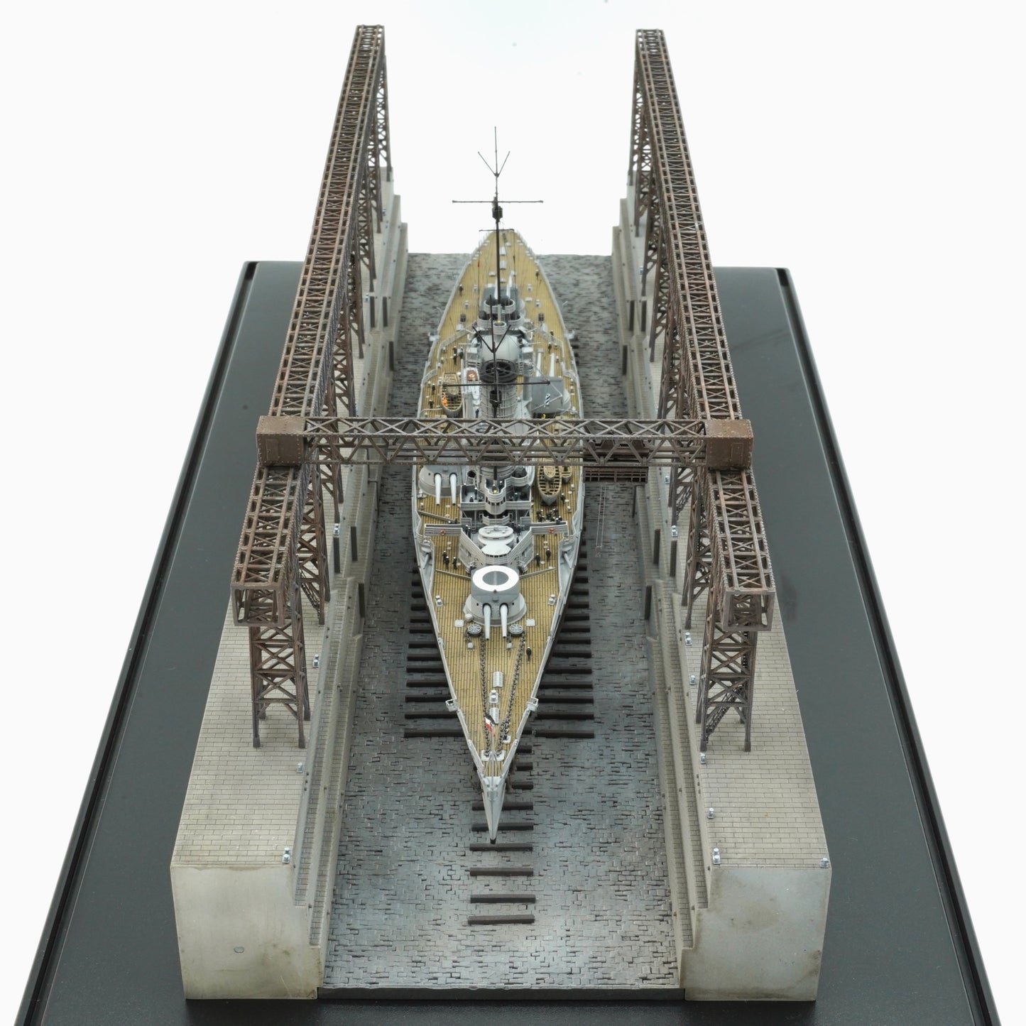 1:700 Dry dock, ship yard, crane, gantry crane, 3d printed model
