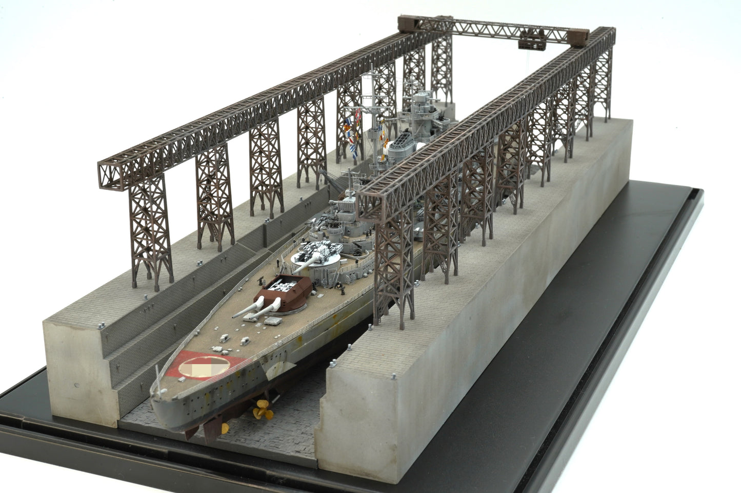 1:700 Dry dock, ship yard, crane, gantry crane, 3d printed model