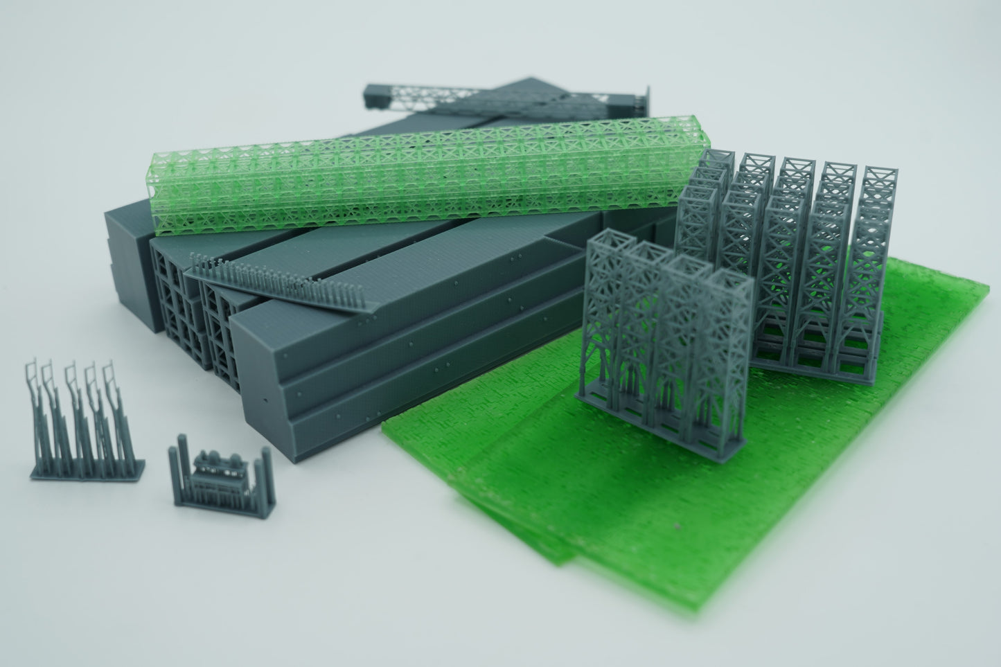 1:700 Dry dock, ship yard, crane, gantry crane, 3d printed model