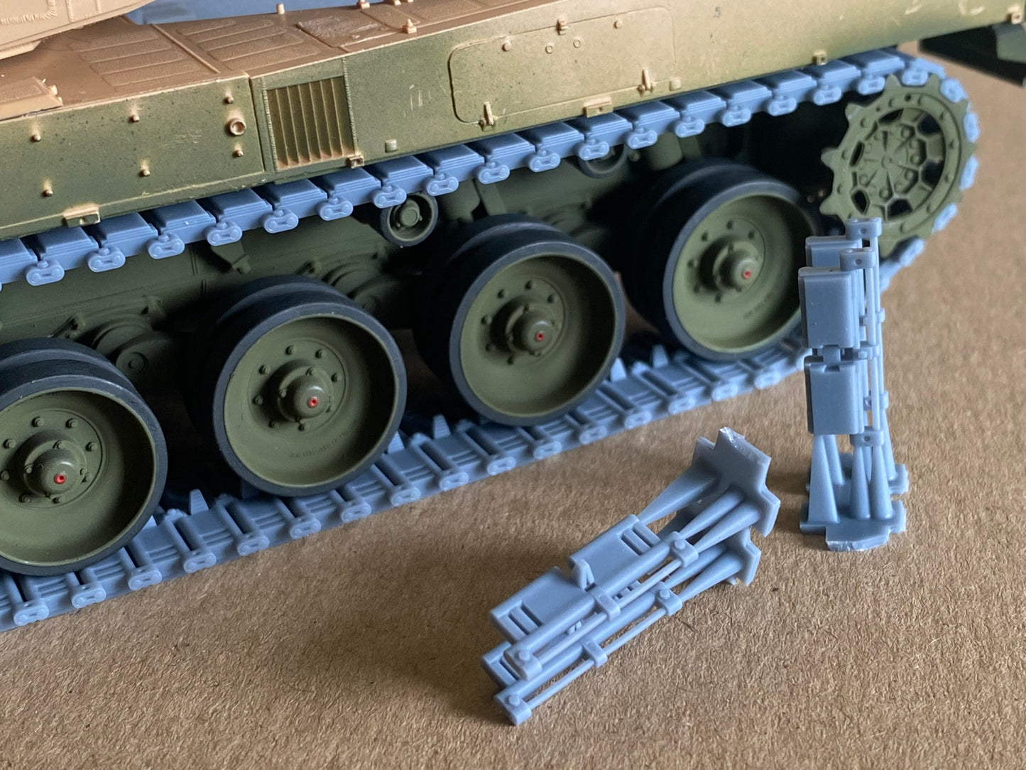 1:35 Pre assembled tracks for Leopard 2, 1:35 Einsatzbereit Ketten, half-finished tracks, 3D printed