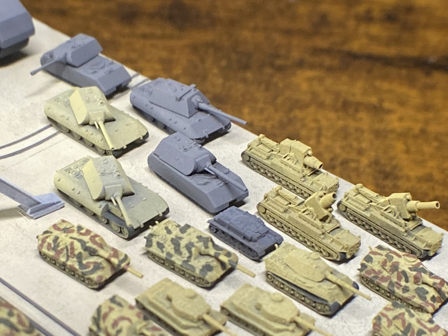 1:700, 1:350 German super heavy tanks set, P1000 Ratte und P1500 landkreuzer, E100, Maus, Karl Gerät, Krupp Räumer S, V2