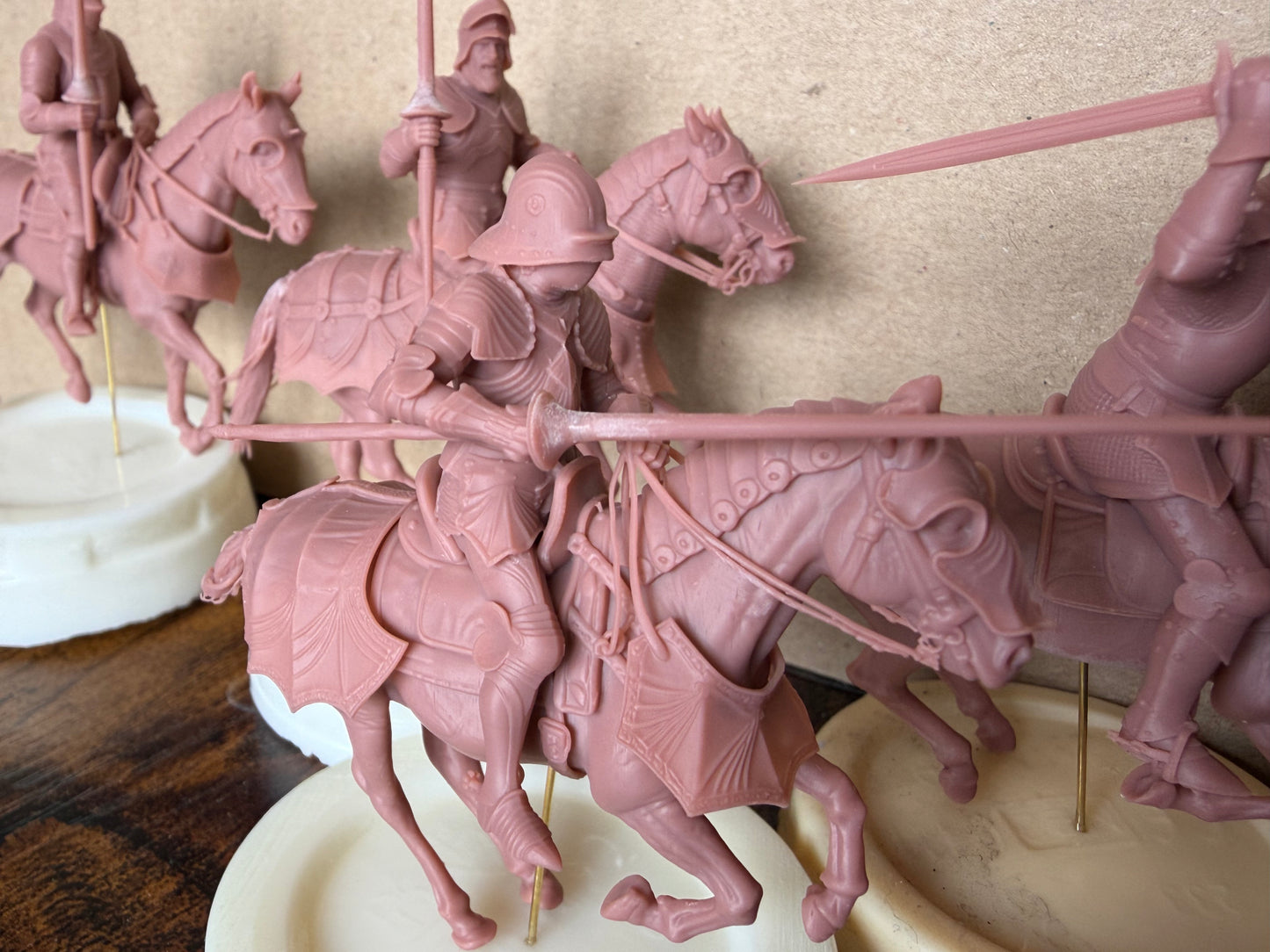 1:35 Knights, medieval Knight, Ritter, mittelalterlicher Ritter, Gambeson, Chainmail, Brigandine, Plate Armor, Cuirass, Gothic armor
