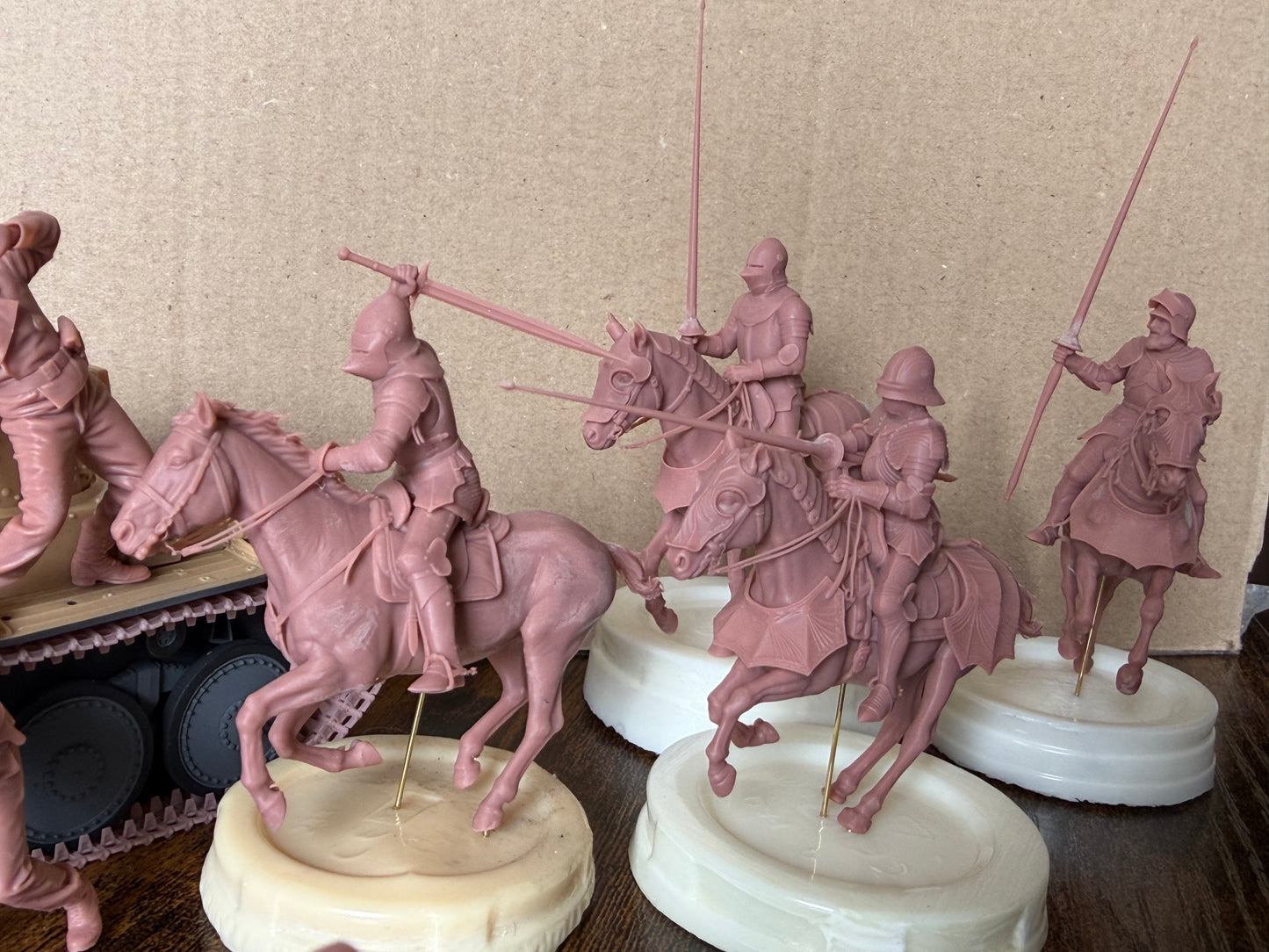 1:35 Knights, medieval Knight, Ritter, mittelalterlicher Ritter, Gambeson, Chainmail, Brigandine, Plate Armor, Cuirass, Gothic armor