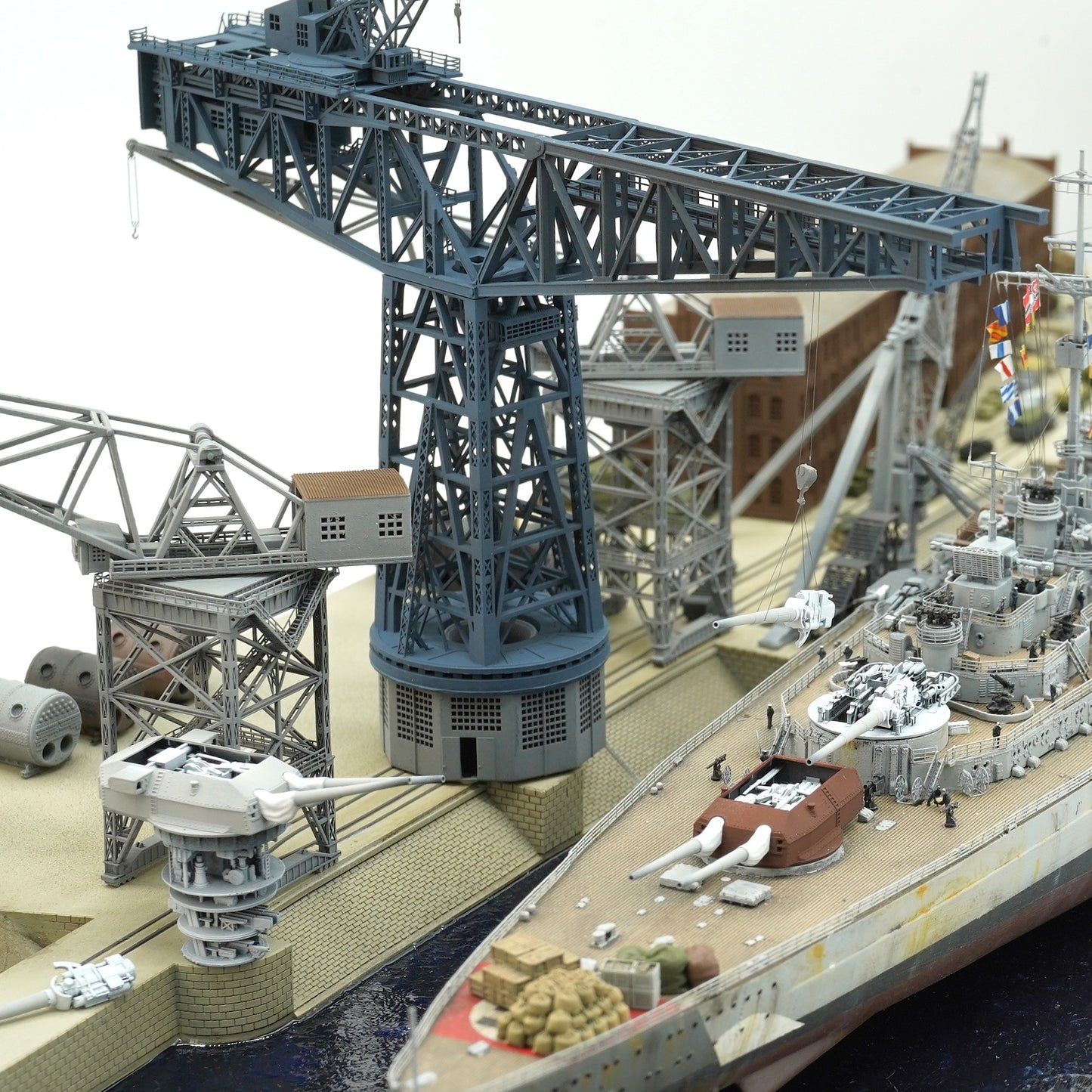 1:700, 1:350, 1:200 German Navy full interior turrets, 2 turrets per kit, 3d printed kit, Bismarck turrets, very detailed