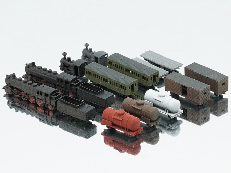 1:700 Train station diorama. Railway turntable, Schwerer Gustav Railway Gun, K5 railway gun, train, BR86, shipyard train