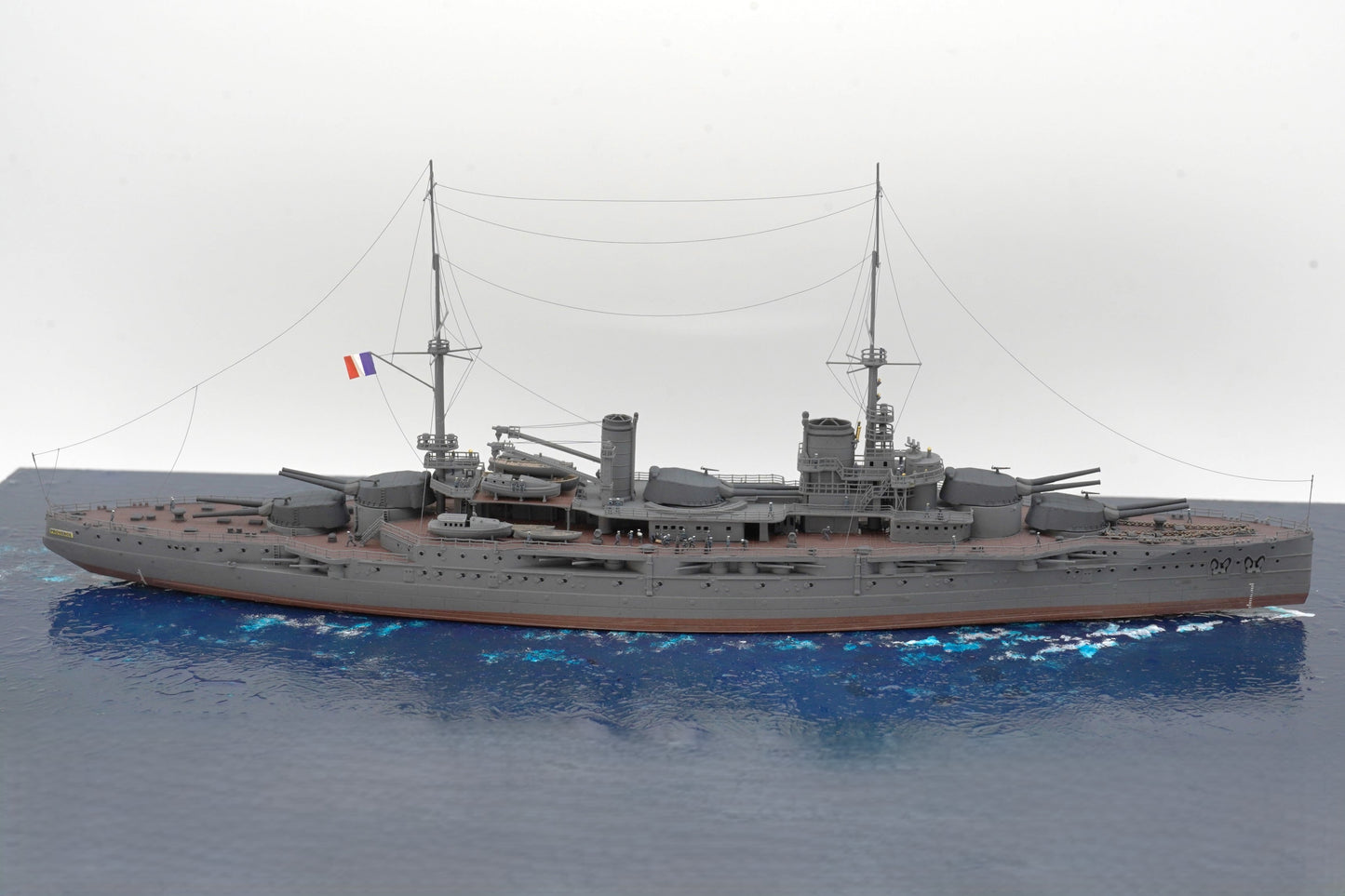 1:700 French Battleship Bretagne, Full Hull, WaterLine, Bretagne class battleship, French Battleship, 3d printed, resin model