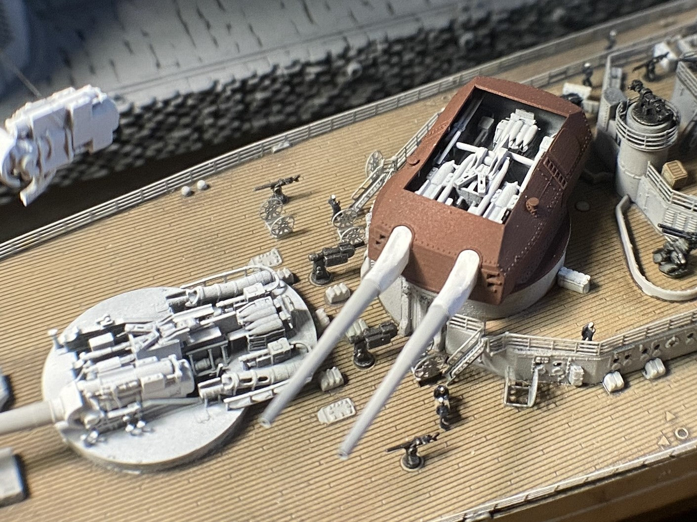 1:700, 1:350, 1:200 German Navy full interior turrets, 2 turrets per kit, 3d printed kit, Bismarck turrets, very detailed