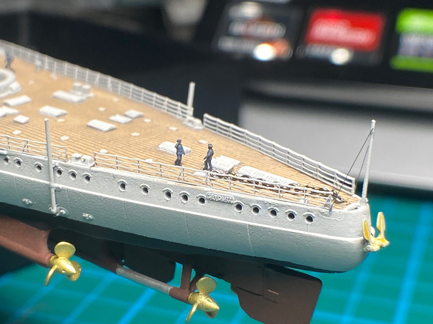 1:700, 1:350, 1:200 Figuren, universal naval figure, civilian and army figure, 1:700 figure, 3D printed kit, Bausatz