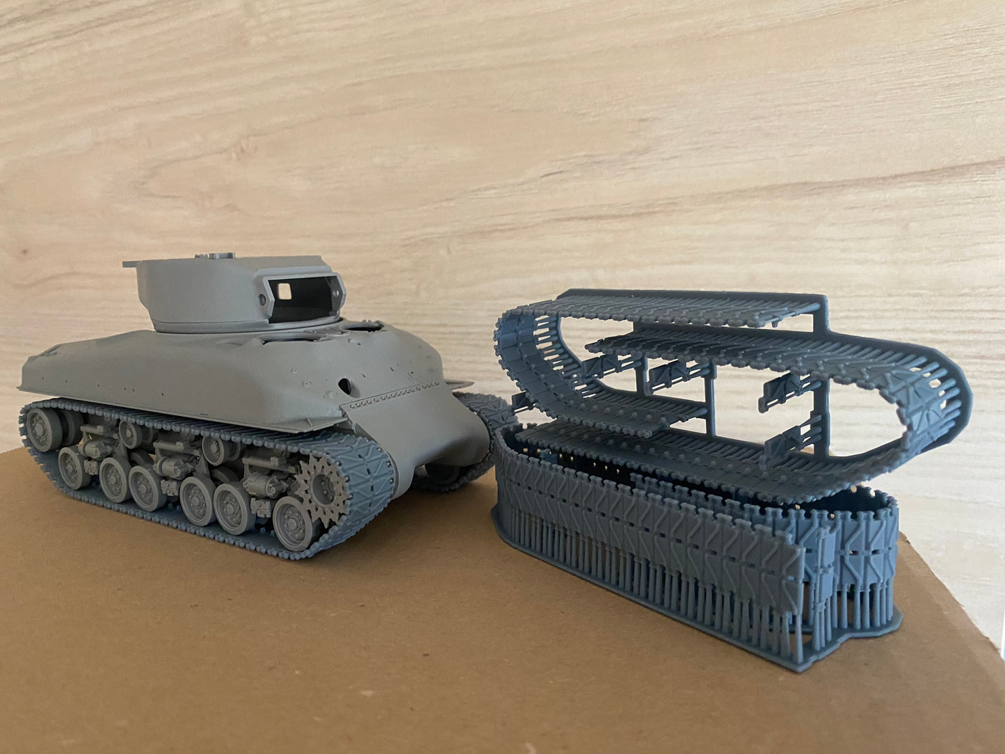 1:35 Pre assembled tracks for M4 Sherman, T48, T80, T62, T84, Duck bill, 1:35 Einsatzbereit Ketten, half-finished tracks, 3D printed