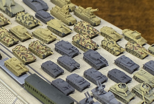 1:700, 1:350 German medium tanks, Panzer III, Panzer IV, Panzer V, Panther tank, Stug III, assault gun, Jagdpanther, diorama, wwii german tanks