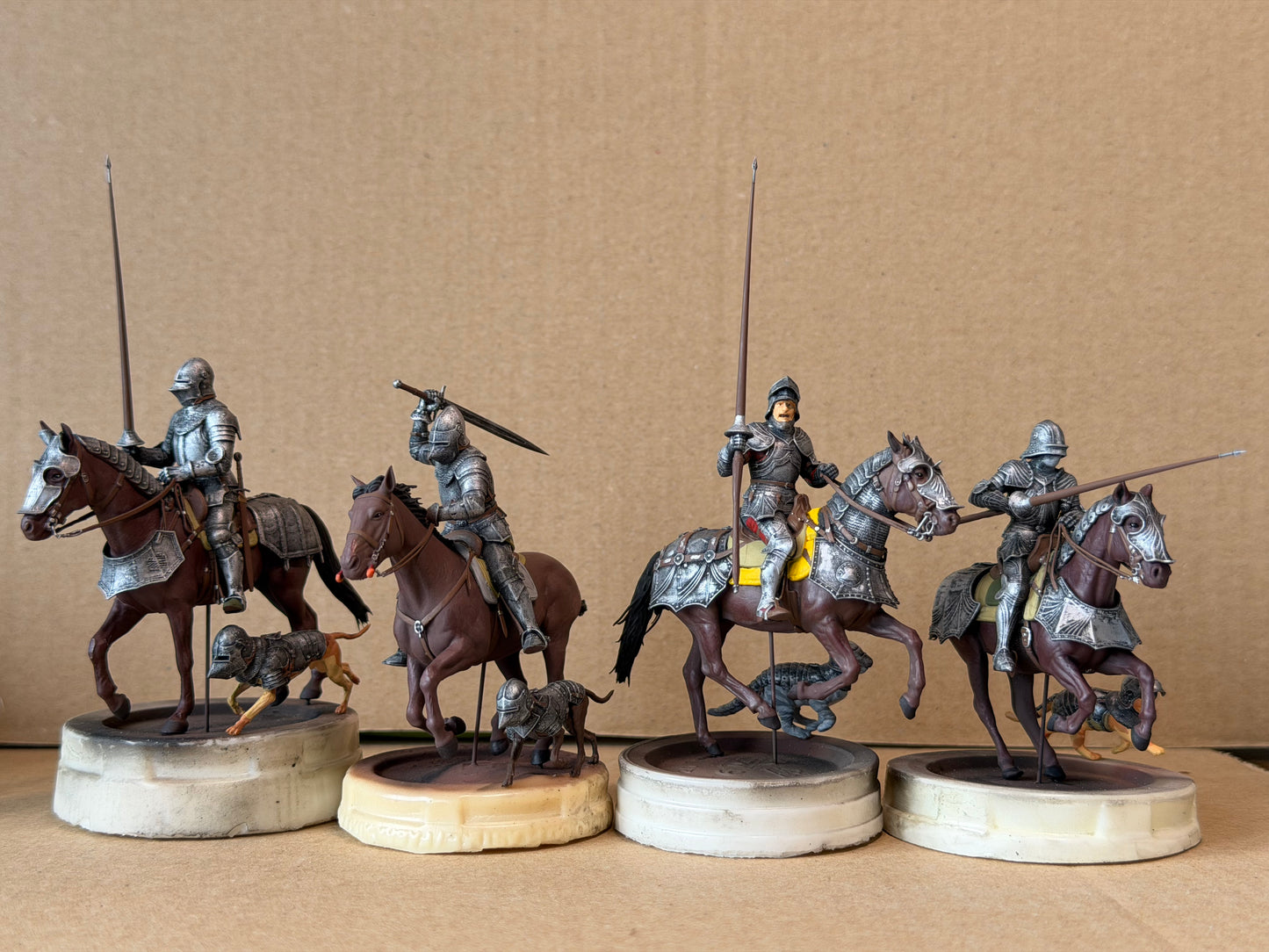 1:35 Knights, medieval Knight, Ritter, mittelalterlicher Ritter, Gambeson, Chainmail, Brigandine, Plate Armor, Cuirass, Gothic armor