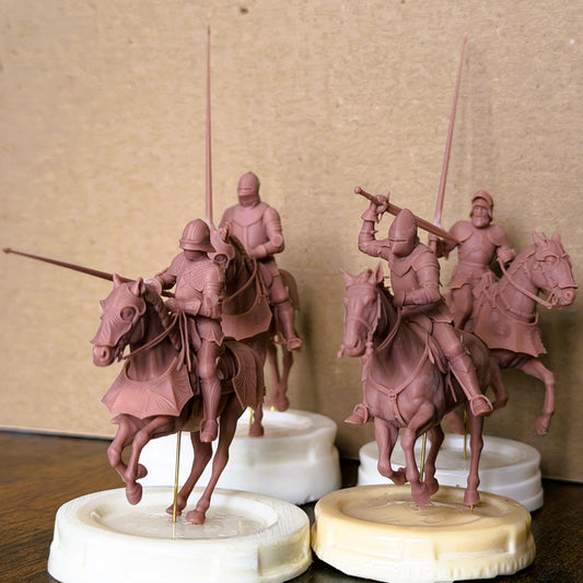 1:35 Knights, medieval Knight, Ritter, mittelalterlicher Ritter, Gambeson, Chainmail, Brigandine, Plate Armor, Cuirass, Gothic armor