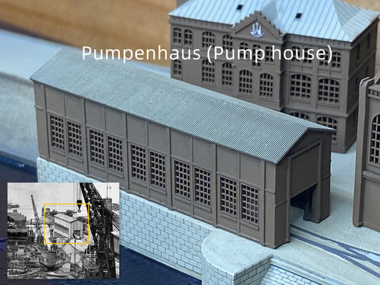 1:700 Hamburg Port and Shipyard, Hamburger Hafen und Werft. BV 250 t crane, warehouse, Blohm Voss