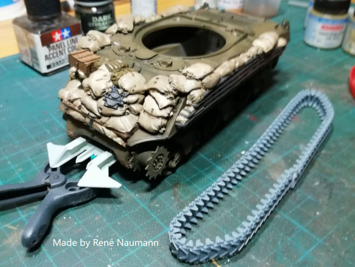1:35 Pre assembled tracks for M4 Sherman, T48, T80, T62, T84, Duck bill, 1:35 Einsatzbereit Ketten, half-finished tracks, 3D printed