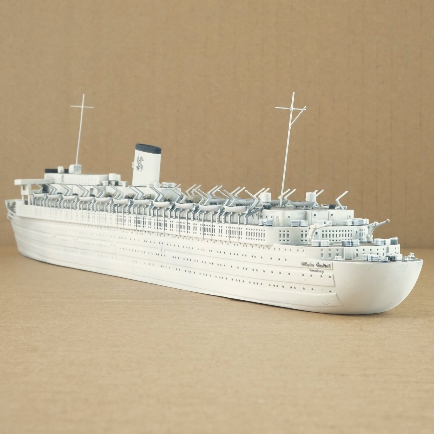 1:700 Wilhelm Gustloff, resin, 3D printed kit, Waterline, Full Hull