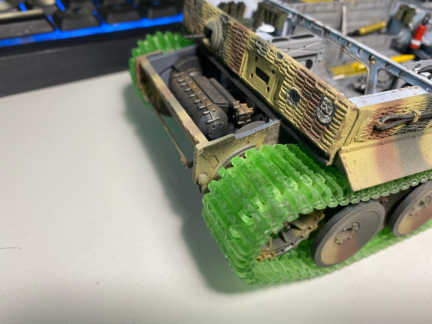 1:35 Tracks, Verladeketten, narrow tracks for Tiger Tanks, ideal for RMF, half-finished, 1:35 Einsatzbereit Tiger Ketten, half-finished tracks for Tiger, Trumpeter, RMF, Tamiya