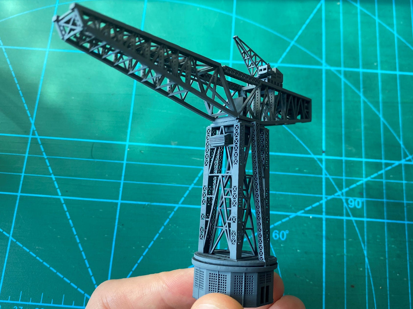 1:700 Hamburg Port and Shipyard, Hamburger Hafen und Werft. BV 250 t crane, warehouse, Blohm Voss