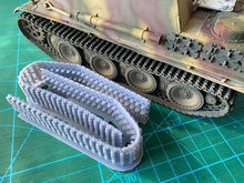 Load and play video in Gallery viewer, 1:35 Tracks, for WWII German Panther Tanks, ideal for MENG, half-finished, 1:35 Einsatzbereit Panther Ketten, half-finished tracks for Panther, MENG Takom
